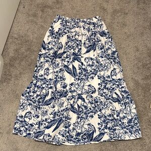 Abercrombie and fitch tiered maxi skirt